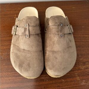 American Eagle Platform Brown Suede Buckle Clogs